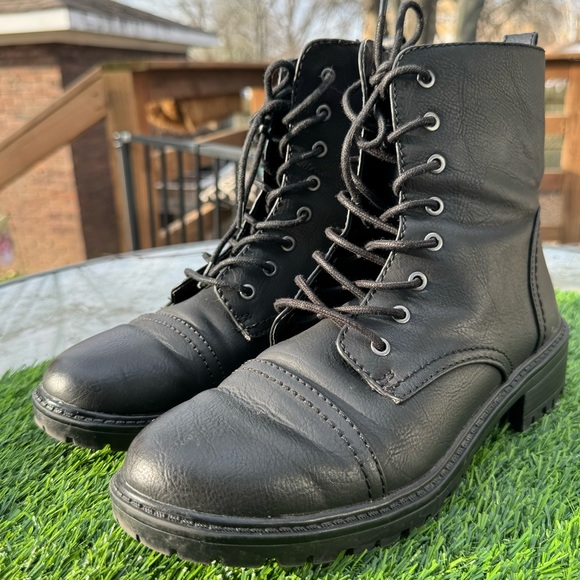 Black Combat Boots - Picture 3 of 6